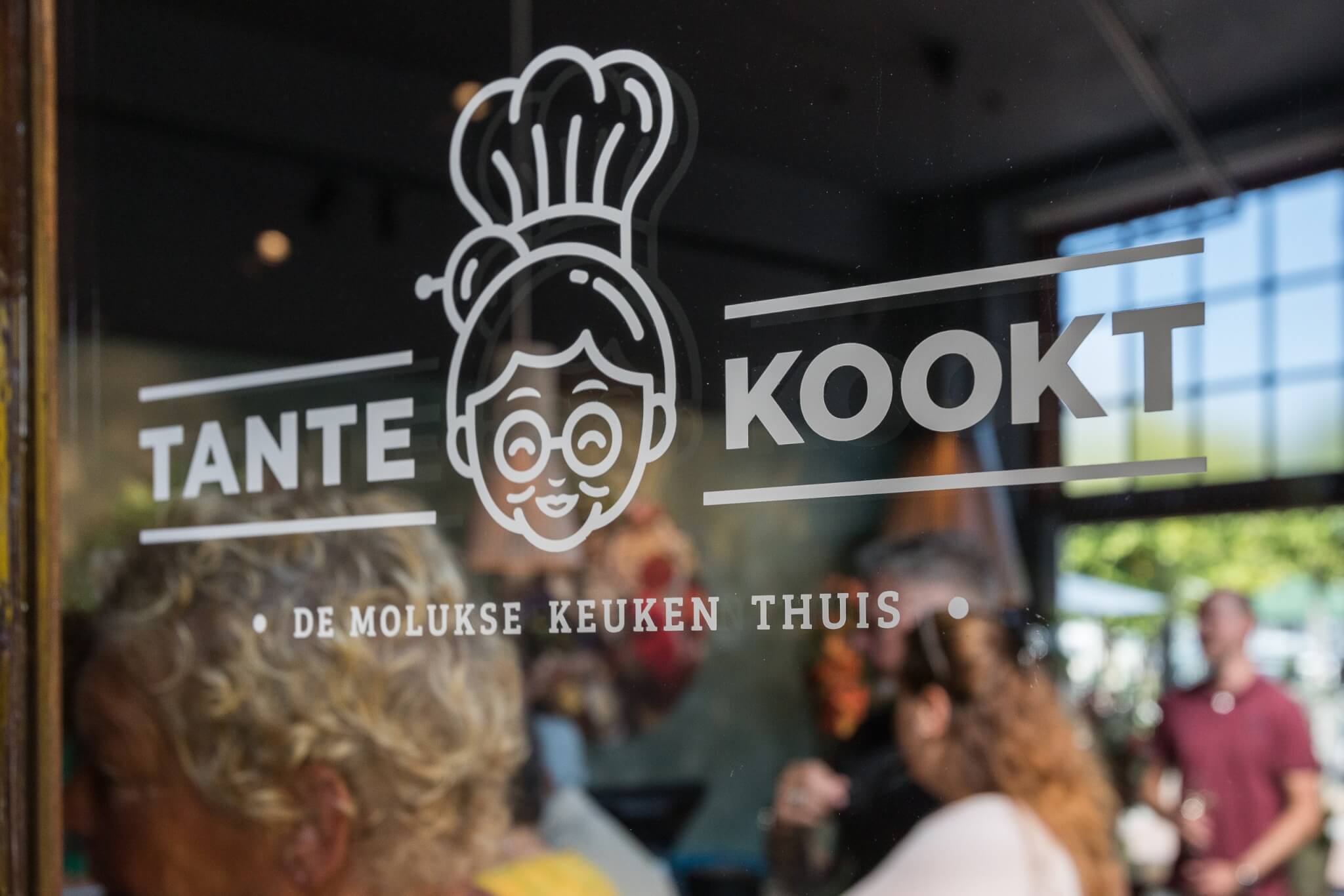 OpeningTanteKookt 1september2022 HR 66 scaled - Tante Kookt - Moluks Eten Thuisbezorgd